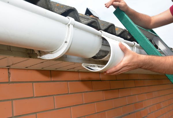 Gutter Maintenance in Moncks Corner
